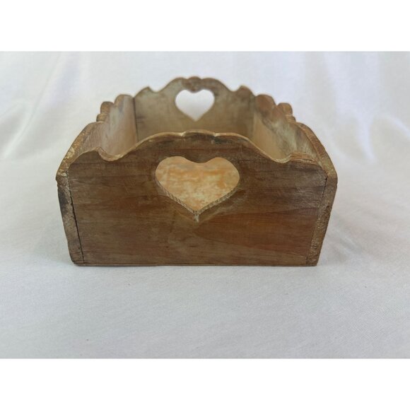 Vintage Handcrafted Wooden Heart Cutout Decorative Organizer Tray Box - Picture 5 of 14
